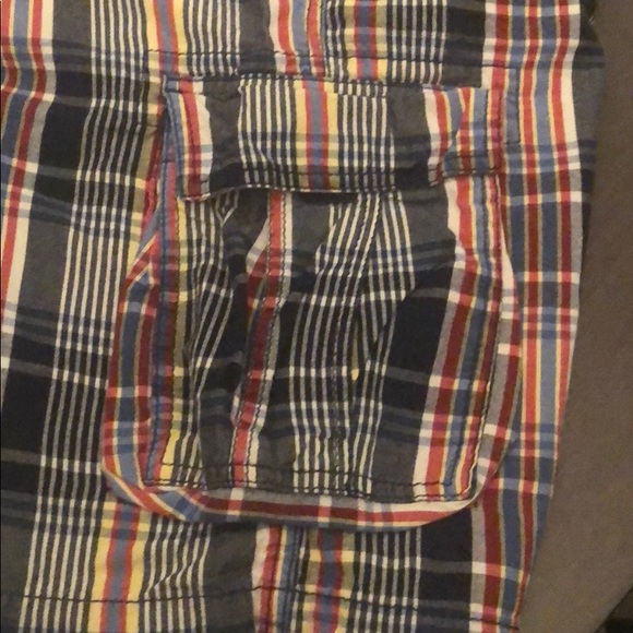 Tommy Hilfiger shorts - Picture 5 of 6